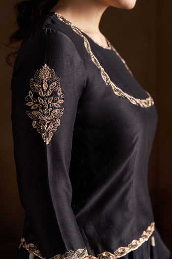 Almaari By Pooja Patel Black Chanderi Square Neck, Yes Oorvi Polka Dot Woven Sharara Set at Aza Fashions Almaari By Pooja Patel_Black Chanderi Square Neck, Yes Oorvi Polka Dot Woven Sharara Set _at_Aza_Fashions