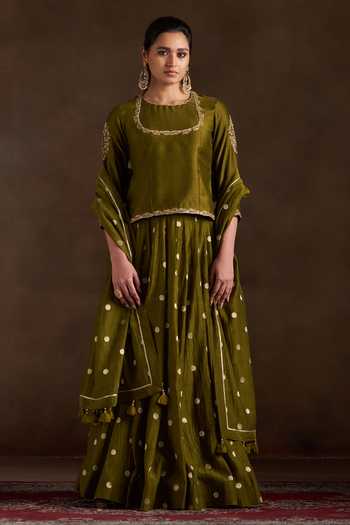 Almaari By Pooja Patel_Olive Green Chanderi Round Neck Oorvi Embroidered Kurta Sharara Set _Online_at_Aza_Fashions