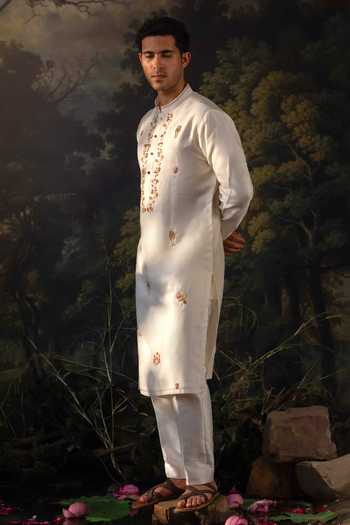 Ayush Jain Ivory Silk, Cotton, Chanderi Asal Embroidered Kurta And Pant Set at Aza Fashions Ayush Jain_Ivory Silk, Cotton, Chanderi Asal Embroidered Kurta And Pant Set _at_Aza_Fashions