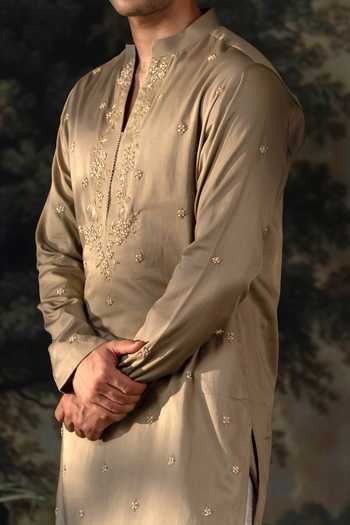 Shop Ayush Jain Green Silk, Cotton Gardenia Embroidered Kurta Set Online at Aza Fashions Shop_Ayush Jain_Green Silk, Cotton Gardenia Embroidered Kurta Set _Online_at_Aza_Fashions