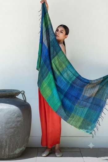 Aeshaane Stripe Woven Scarf