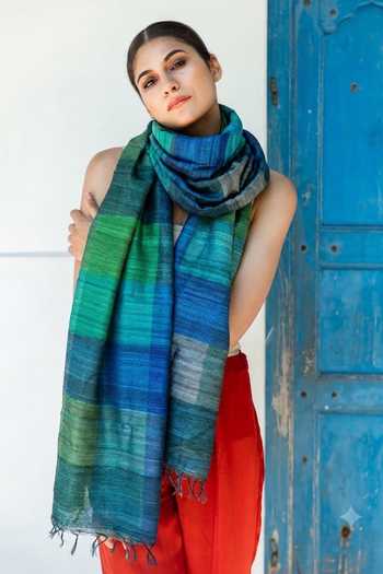 Aeshaane Multi Color Fringe Stripe Woven Scarf Online at Aza Fashions Aeshaane_Multi Color Fringe Stripe Woven Scarf _Online_at_Aza_Fashions
