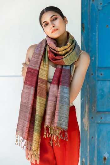 Aeshaane Striped Pattern Scarf