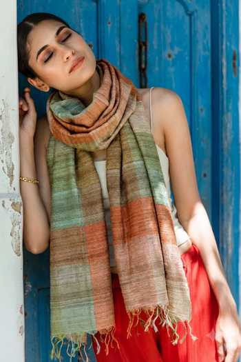 Buy Aeshaane Multi Color Horizontal Stripe Pattern Scarf Online at Aza Fashions Buy_Aeshaane_Multi Color Horizontal Stripe Pattern Scarf _Online_at_Aza_Fashions