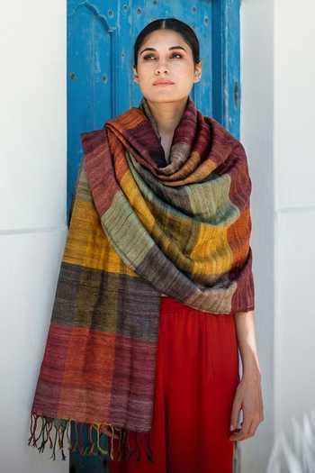 Aeshaane Striped Pattern Scarf