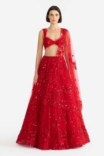 Gauri & Nainika Red Tulle Sweetheart Neck Crimson Rose Embroidered Lehenga Set Online at Aza Fashions Gauri & Nainika_Red Tulle Sweetheart Neck Crimson Rose Embroidered Lehenga Set _Online_at_Aza_Fashions