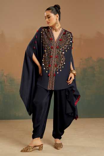 Aditi Somani Honeycomb Embroidered Cape & Dhoti Pant Set 