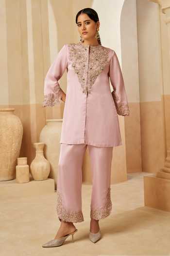 Aditi Somani Embroidered Kurta & Pant Set 