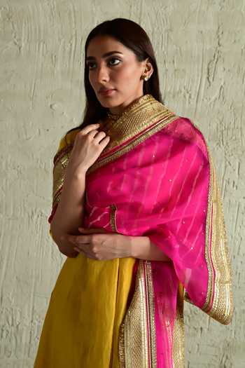 Buy_Shorshe Clothing_Pink Organza, Georgette Leheriya Pattern Dupatta _Online_at_Aza_Fashions