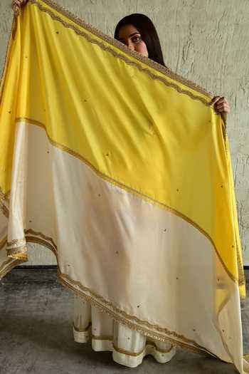 Shorshe Clothing Hand Embroidered Dupatta 