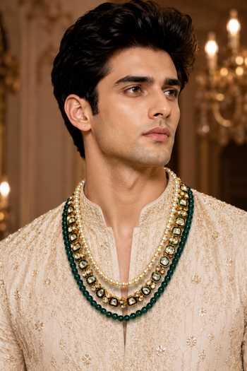 Vivinia By Vidhi Mehra Three Layered Beaded Pearl Kundan Mala 