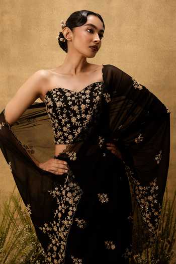 Quench A Thirst Black Organza, Taffeta Hand Embroidered Pre-stitched Saree With Blouse at Aza Fashions Quench A Thirst_Black Organza, Taffeta Hand Embroidered Pre-stitched Saree With Blouse _at_Aza_Fashions