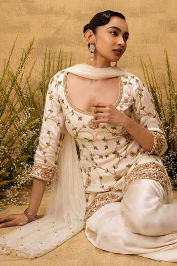 Buy Quench A Thirst Ivory Satin, Net, Modal, Taffeta Scoop Neck Embroidered Kurta Set Online at Aza Fashions Buy_Quench A Thirst_Ivory Satin, Net, Modal, Taffeta Scoop Neck Embroidered Kurta Set _Online_at_Aza_Fashions