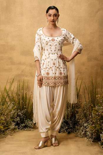 Quench A Thirst Embroidered Kurta Set