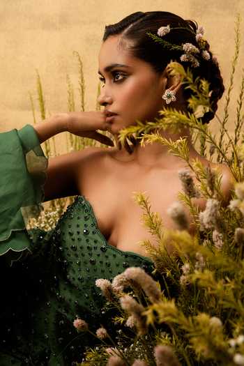 Quench A Thirst Emerald Green Silk, Organza, , Taffeta, Embroidered Kurta Set Online at Aza Fashions Quench A Thirst_Emerald Green Silk, Organza, , Taffeta, Embroidered Kurta Set _Online_at_Aza_Fashions