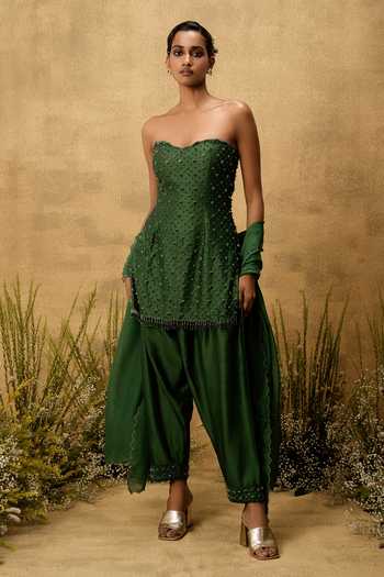 Quench A Thirst Embroidered Kurta Set