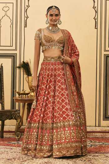 Itrh Red Bandhani Pattern Lehenga Set 