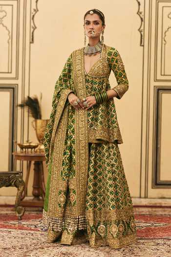 Itrh Hara Bandhej Pattern Peplum Kurta Set