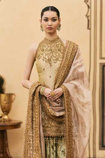 Shop_Itrh_Green Tissue, Velvet Halter Neck Hariyal Embroidered Kurta Set _Online_at_Aza_Fashions