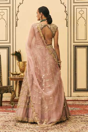 Itrh Raani Haar Embroidered Lehenga Set 