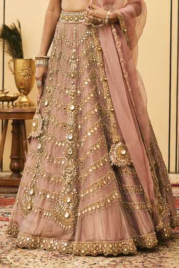 Itrh Pink Tissue, Organza Sweetheart Neck Raani Haar Embroidered Lehenga Set at Aza Fashions Itrh_Pink Tissue, Organza Sweetheart Neck Raani Haar Embroidered Lehenga Set _at_Aza_Fashions