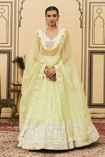 Itrh Pudina Embroidered Lehenga Set 