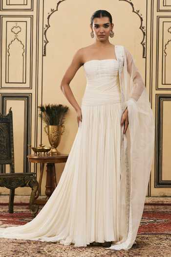 Itrh Sheer Georgette Gown With Dupatta 