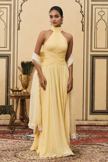 Itrh Makhani Georgette Gown With Dupatta 