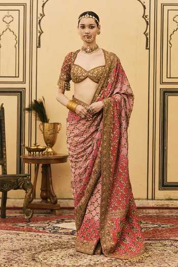 Itrh Gulrukh Ombre Embroidered Saree With Blouse 