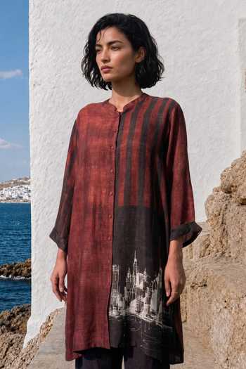Basil Leaf_Maroon Silk, Linen Mandarin Collar Earthline Kurta And Pant Set _Online_at_Aza_Fashions