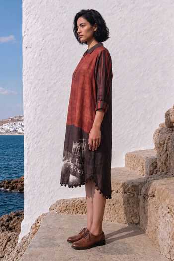 Buy Basil Leaf Maroon Silk, Linen Split V-neck Terra Midi Dress Online at Aza Fashions Buy_Basil Leaf_Maroon Silk, Linen Split V-neck Terra Midi Dress _Online_at_Aza_Fashions