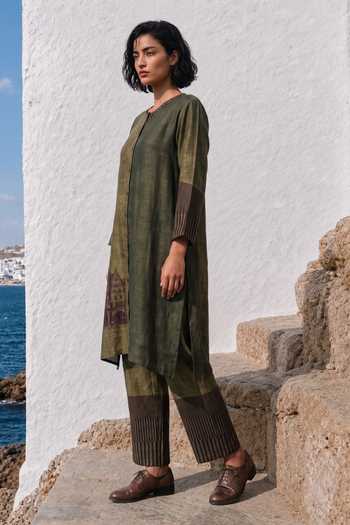 Basil Leaf_Olive Green Silk, Linen Round Neck Printed Kurta And Pant Set _Online_at_Aza_Fashions