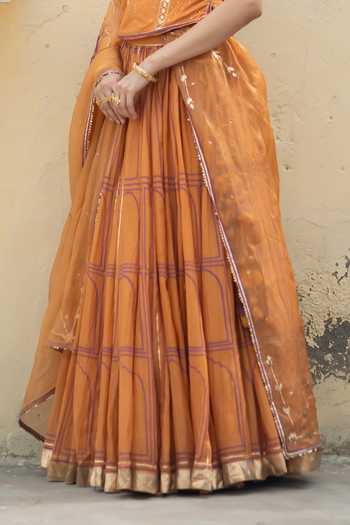 Baise Gaba Yellow Chanderi, Organza Square Neck Swarna Embroidered Corset Top Lehenga Set Online at Aza Fashions Baise Gaba_Yellow Chanderi, Organza Square Neck Swarna Embroidered Corset Top Lehenga Set _Online_at_Aza_Fashions