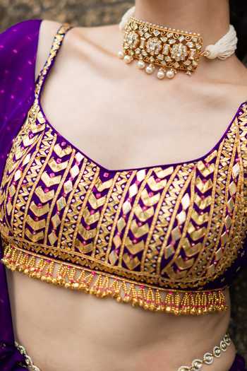 Shop Baise Gaba Purple Georgette Sweetheart Neck Apsara Pre-draped Mothda Leheriya Saree Set Shop_Baise Gaba_Purple Georgette Sweetheart Neck Apsara Pre-draped Mothda Leheriya Saree Set