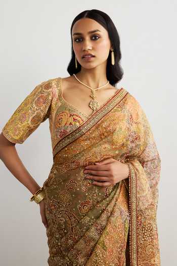 Shop RI.Ritu Kumar Peach Organza, Dupion, Scoop Neck Embroidered Saree With Blouse Online at Aza Fashions Shop_RI.Ritu Kumar_Peach Organza, Dupion, Scoop Neck Embroidered Saree With Blouse _Online_at_Aza_Fashions