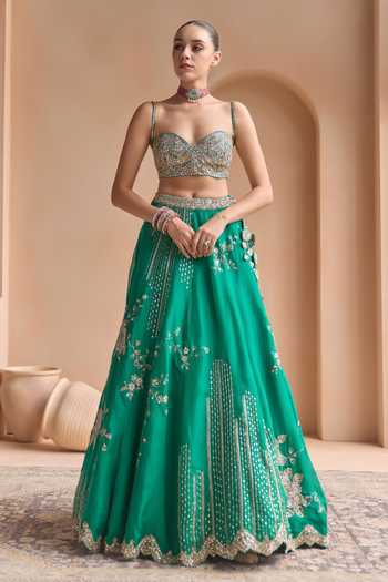 Osaa By Adarsh_Green Organza Sweetheart Neck Embroidered Blouse Lehenga Set _at_Aza_Fashions
