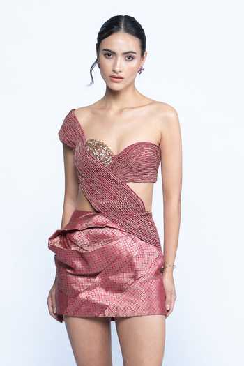 Aangan By Parul Pink Brocade Sweetheart Neck, One Shoulder Ruby Pure Banarasi Draped Mini Dress Online at Aza Fashions Aangan By Parul_Pink Brocade Sweetheart Neck, One Shoulder Ruby Pure Banarasi Draped Mini Dress _Online_at_Aza_Fashions