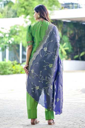 Damoiselle Hand Embroidered Kurta Set 