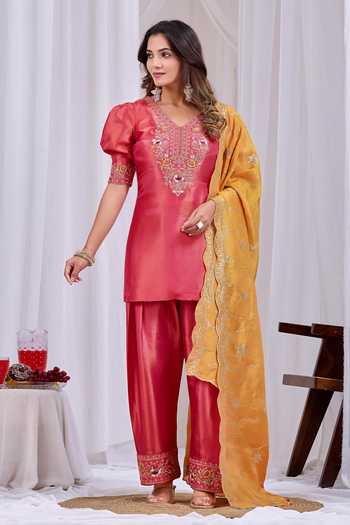 Damoiselle Embroidered Puff Sleeve Kurta Set 