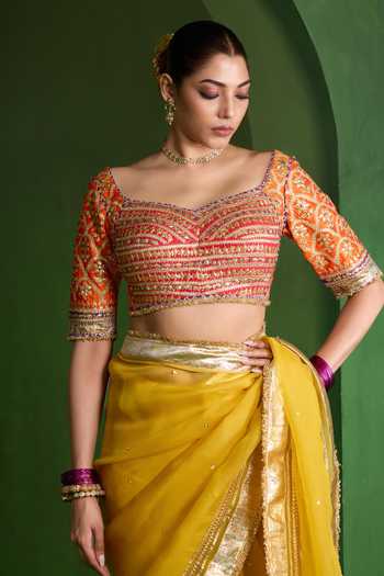 Saina Kapoor Yellow Organza, Silk Sweetheart Neck Sequin Booti Embroidered Saree With Blouse at Aza Fashions Saina Kapoor_Yellow Organza, Silk Sweetheart Neck Sequin Booti Embroidered Saree With Blouse _at_Aza_Fashions