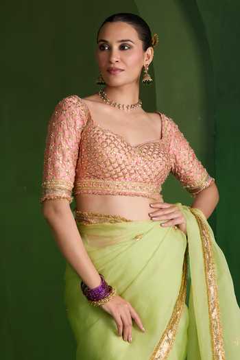 Shop Saina Kapoor Green Organza, Silk Sweetheart Neck Border Embellished Saree With Blouse Online at Aza Fashions Shop_Saina Kapoor_Green Organza, Silk Sweetheart Neck Border Embellished Saree With Blouse _Online_at_Aza_Fashions