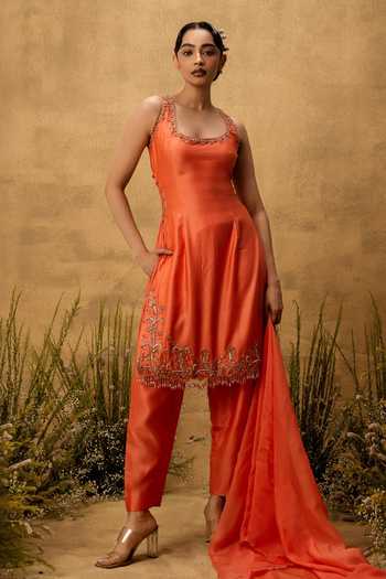 Quench A Thirst Embroidered Kurta Set