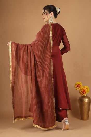 Vinusto Placement Embroidered Anarkali Set 