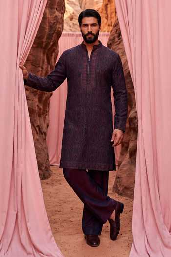 Amit Arora Embroidered Kurta Set 