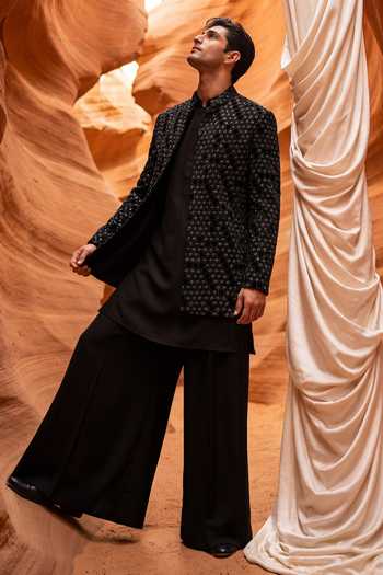 Amit Arora Embroidered Jacket & Kurta Set 