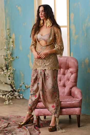 Shehlaa Khan Embroidered Kurta & Dhoti Pant Set 