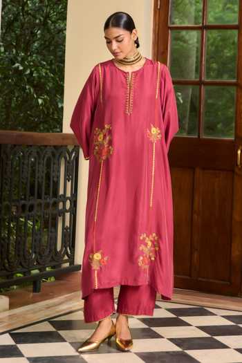 Shop TA’Assur Wine Silk Round Neck Applique Hand Embroidered Kurta Set Online at Aza Fashions Shop_TA’Assur_Wine Silk Round Neck Applique Hand Embroidered Kurta Set _Online_at_Aza_Fashions