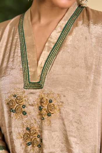Buy TA’Assur Beige Tissue V-neck Hand Embroidered Kurta Set Buy_TA’Assur_Beige Tissue V-neck Hand Embroidered Kurta Set