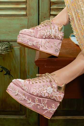 Tiesta Bloom Zari Pink Floral Sneakers 
