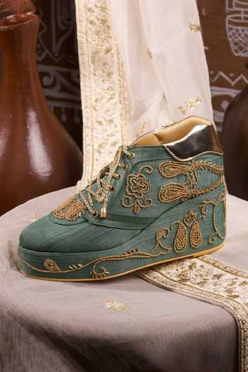 Tiesta Raas Embroidered Sneaker Wedges 